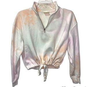 Southern Spirt Tie-Dye Cropped Quarter Zip Sweatshirt with adjustable string